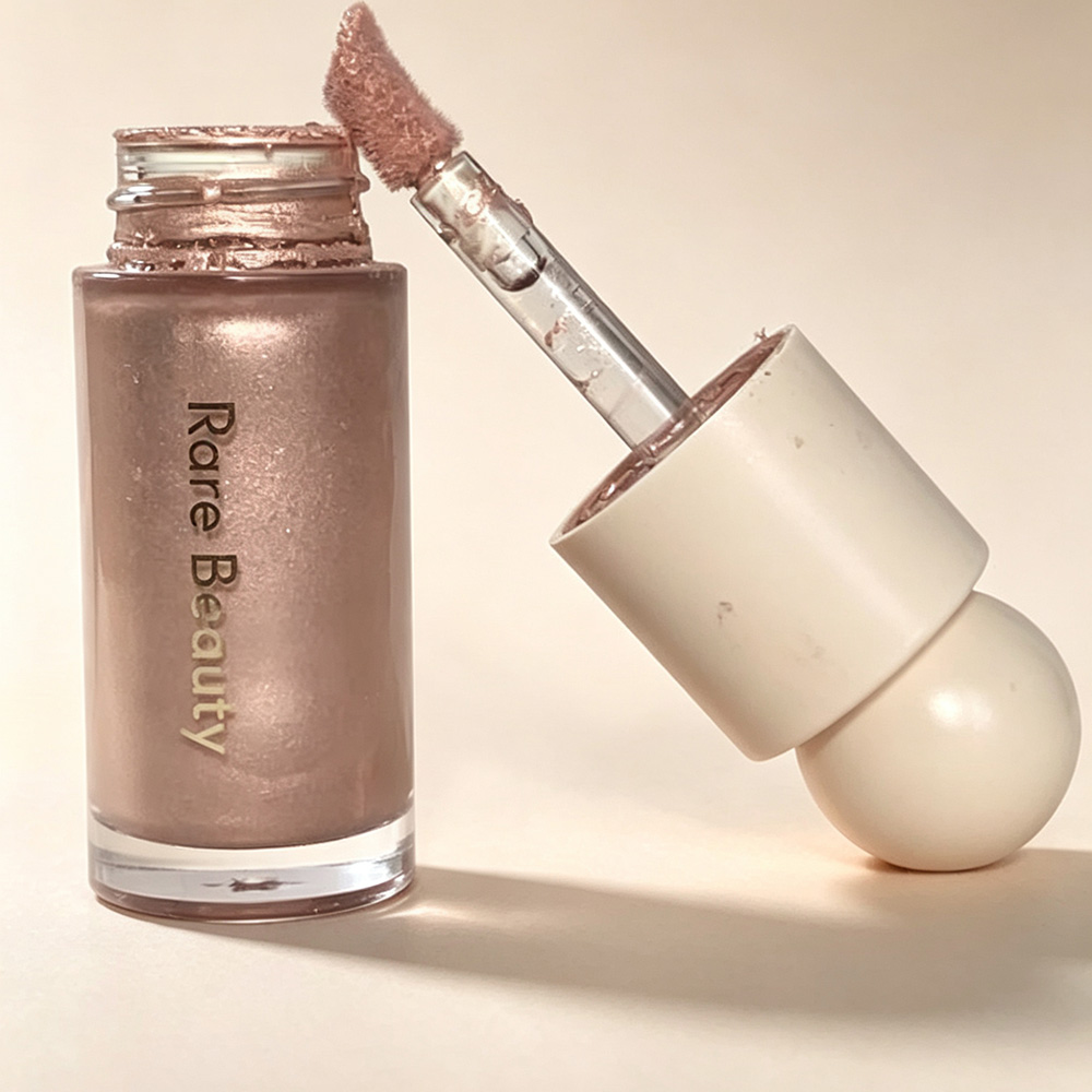 Rare Beauty Illuminante Legger - Makeup Fixing Mist recensione e prezzo