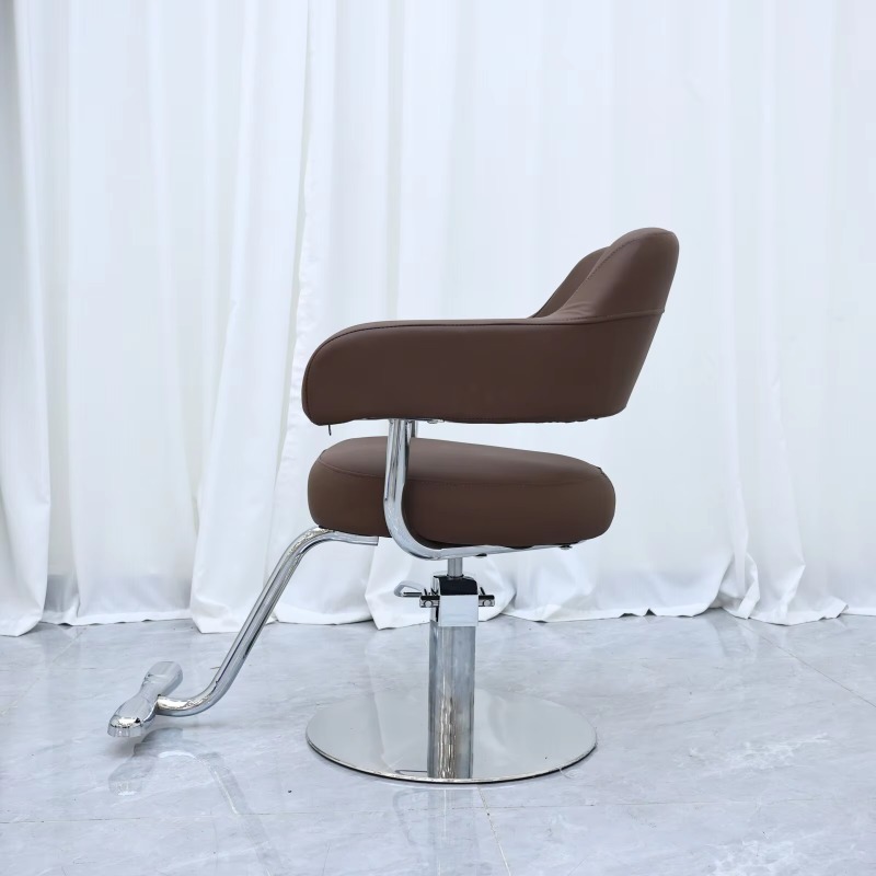 Poltrona da barbiere ergonomic - Beauty Makeup Workshop recensione e prezzo